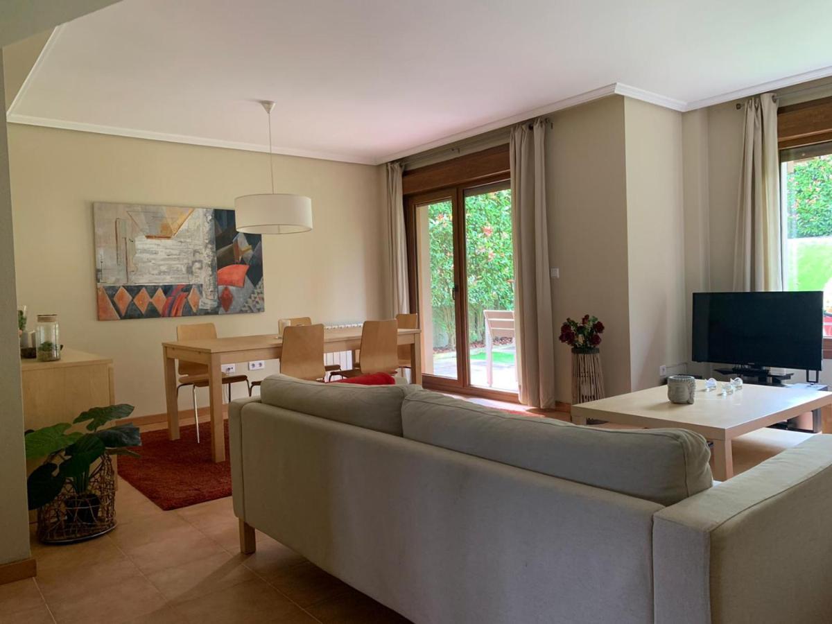 Precioso Adosado En Urbanizacion Con Campo De Golf Villa Mino Dış mekan fotoğraf